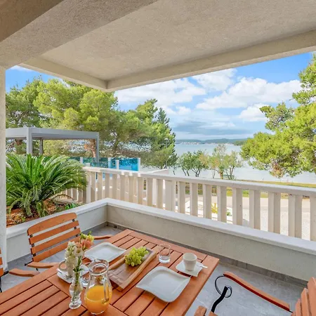 Apartment Beautiful In *