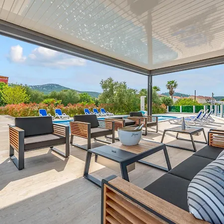 Beautiful In * Mrljane