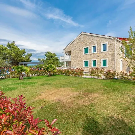 アパート Beautiful In *