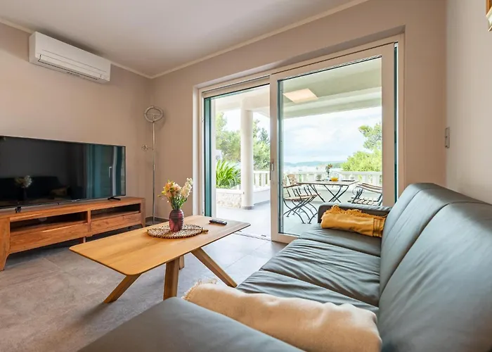 Beautiful In Апартаменты Mrljane