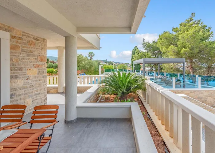 Beautiful In Mrljane